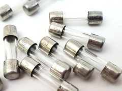 Box of 100 Bussmann GMC2 250 Volt 2 Amp Slow Blow 5mm x 20mm Glass Fuses