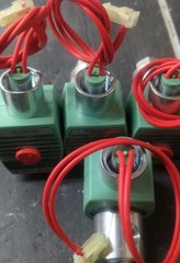 Asco Red Hat 8320G045 3-Way Solenoid Valve 1/8″ NPT 24VAC – NOS