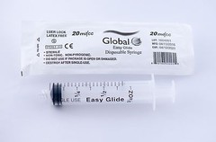 20CC GLOBAL SYRINGES ONLY WITH LUER LOCK 20ML 25 NEW STERILE without Needle