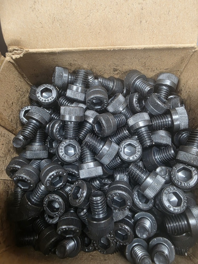 200x Genuine Unbrako M8 x 10mm Socket Head Cap Screws DIN 912 Grade 12.9