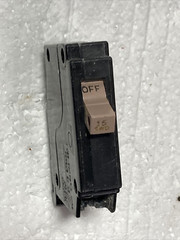 CH115 Cutler-Hammer Type CH Circuit Breaker 1 Pole 15 Amp 120V PLASTIC FOOT