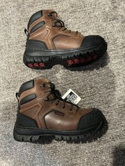 Skechers Work Shoes, mens size 9, Brown, Waterproof, Steel Toe, Memory Foam, NEW