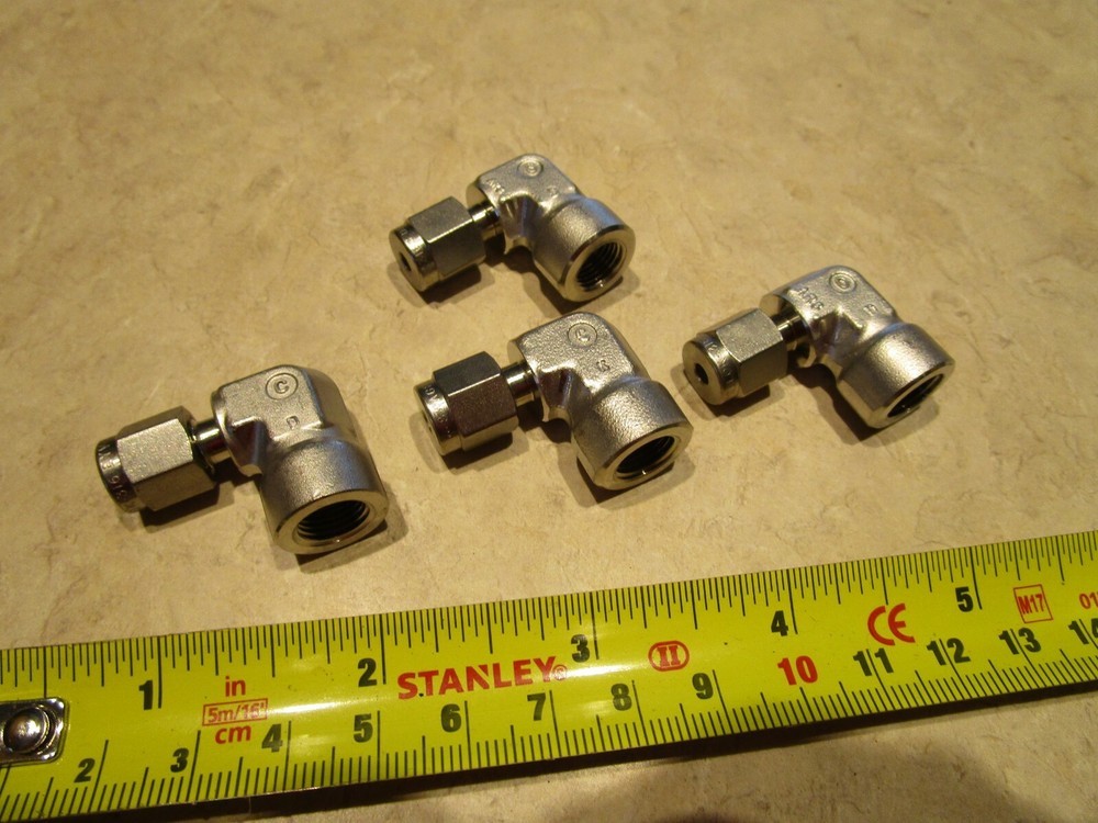 LOT OF 4 Swagelok SS-200-8-2, 316SS Elbow 1/8″ Tube x 1/8″ FNPT