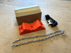 New First Safety Corp G-110 Single Cylinder Poly Wall Bracket G110