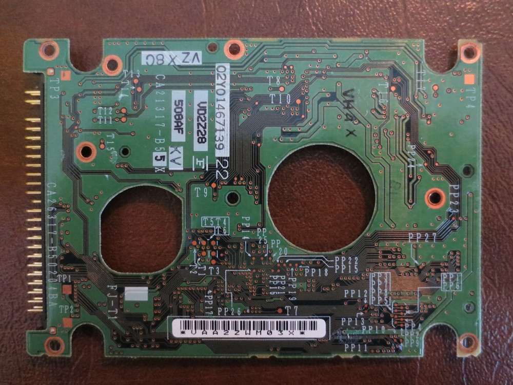 Fujitsu MHS2040AT CA06272-B66400C4 010D-3005 40gb 2.5″ IDE PCB