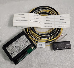 lae BR1-28C0Q5WH-2TM Commercial Refrigeration Control & DU5S-1TM Display & Wire