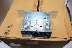 25x Hubbell-Raco 218 4″ Square Box Welded Steel w/ Ground Screw & Cable Clamps