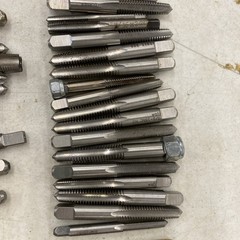 Lot of 100 plus Assorted Machinist Taps Made In The USA, READ Description M0939