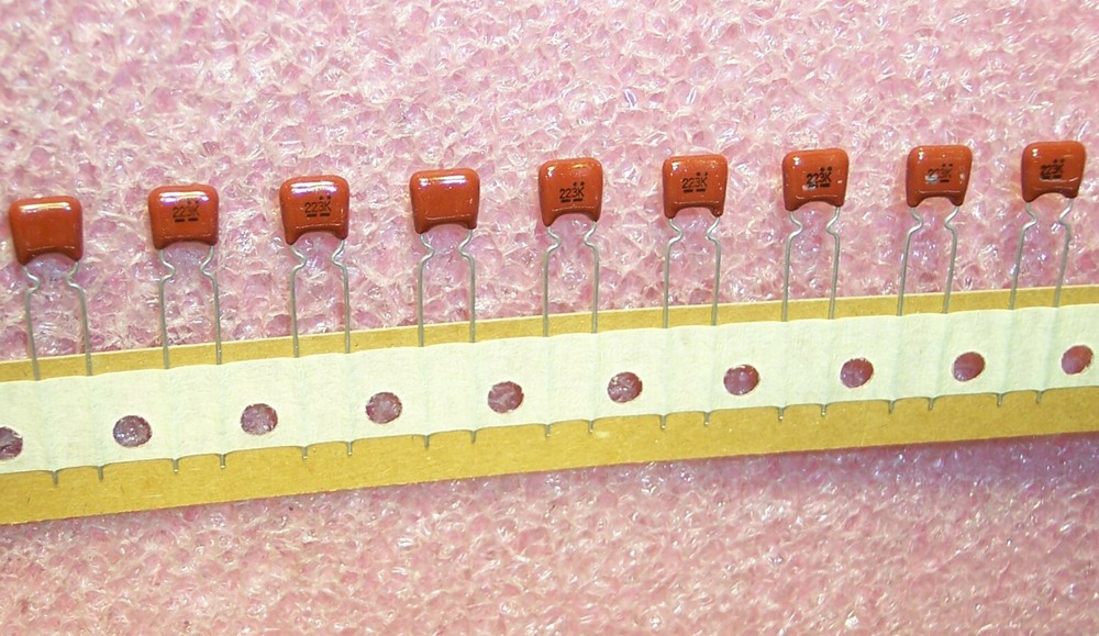 QTY (100) .022uf 50V 10% POLYESTER FILM CAPACITORS ECQB1H223KF9 PANASONIC