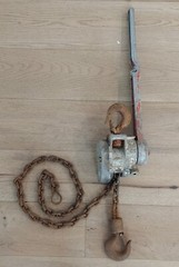 COLUMBUS MCKINNON CM Ratchet Lever Hoist Series 640, 1.5 Ton, chain
