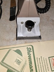 Lister Showman Animal Clippers 12 volts – no battery- tested and works well .