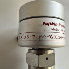 Fujikin O.P. 3.5-7kg-cmG 0.34-0.69MPa N.C.