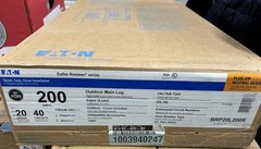 EATON CUTLER HAMMER OUTDOOR Load Center Main Lug 150A 120/240v 20 Spaces