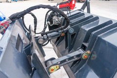 TYPHON STOMP 509 Mulcher Attachment – Hydraulic Brush & Tree Cutter 28 Teeth