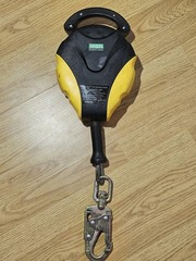 MSA 10119507 Workman 30′ Ft. 400 Lb. Self Retracting Lanyard Lifelines.