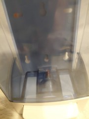 ULINE BULK LIQUID SOAP WALL-MOUNTED DISPENSER