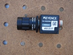 KEYENCE CA-HS200M 2MP INDUSTRIAL CAMERA LENS OPEN f=16mm