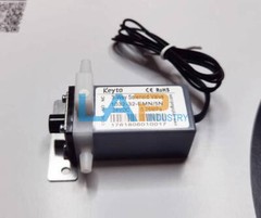 1PCS New 1032-32-EMN/5N 3-way Solenoid Valve 24VDC 0.25MPa