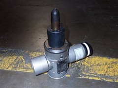 BTM COMPANY PNEUMATIC LOCKING PIN CLAMP LPPC38-G-24.80-PT-BL-LS-PD248300B