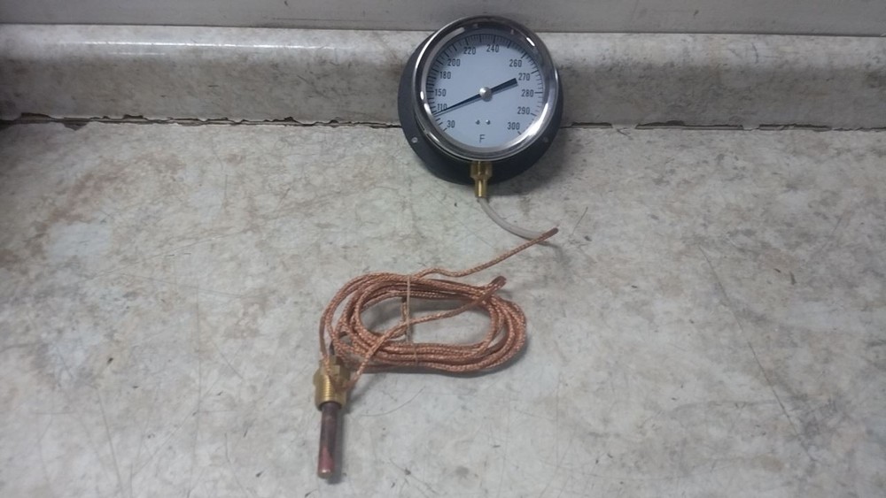 Brand Name 12U662 30 to 300 Degrees F Analog Panel Mount Thermometer