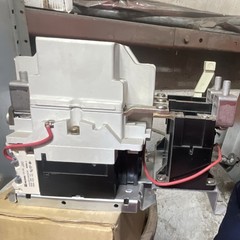 Cutler-Hammer A200 Size 4 NEMA Contactor 200A 120V Coil 3P A200M4CAC