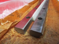 THK HR2042, HR SET, Includes One HR2042 Caged Ball LM Guide Block with two 670mm