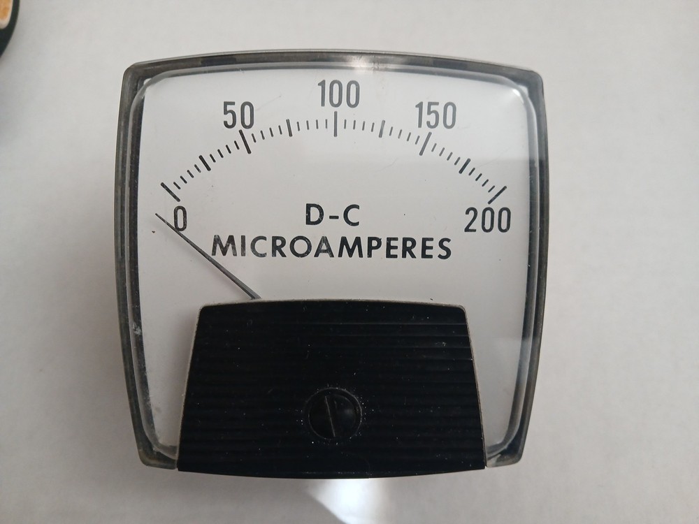 YOKOGAWA PANEL AMP METER DC 0-200uA MICROAMPERES 250309DRZZ8