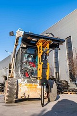 Hydraulic Hammer 680 Concrete Breaker Skid Steer Attachment Sales in USA