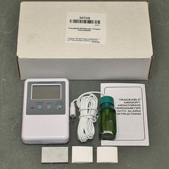 Traceable Thermometer 4127, -58 °F to 158°F, -50 °C to 70 °C, ±1 °C, 10 ft Cable