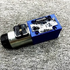 New valve 4WE6D6X / EG24N9K4 4WE6D62/OFEG24N9K4 for rexroth R900567512