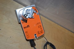 BELIMO B2050VS-04+LF24 US / B2050VS04LF24US ~ NEW