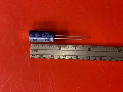 10x UVX2C220MPA NICHICON CAPACITOR ALUM 22UF 160V RADIAL 85′