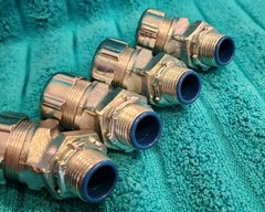 NEW LOT OF 4 THOMAS & BETTS 5342 LIQUIDTIGHT 45° CONDUIT ELBOW 1/2″ CONNECTOR