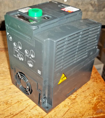 SCHNEIDER ALTIVAR 320 ATV320U15N4C 1.5KW-2HP V2.9 INVERTER (II3)