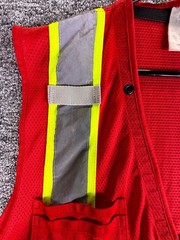 Uline Safety Work Vest Mens XL Red Sleeveless High Visibility Reflective Utility