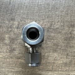 1pc – Swagelok SS-600-3-6-4, 3/8″ X 3/8″ X 1/4″ Reducing Union Tee, 316SS