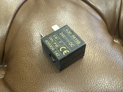 NEW ASCO 400904-142 Solenoid Valve Coil 3-Pin Plug In 24V DC 43004158 FAST SHIP