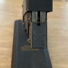 Vtg. Bostitch Model B5 Black Textured Finish Metal Stapler USA Heavy Duty Works!