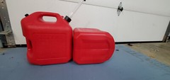 5600 5 gallon vented 2 handle midwest gas can w/ FREE flow flexible nozzle/spout