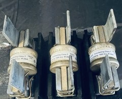 Used Square D FTL3200 Fusible Pull Out Switch 200 Amp UL Listed Not Copies