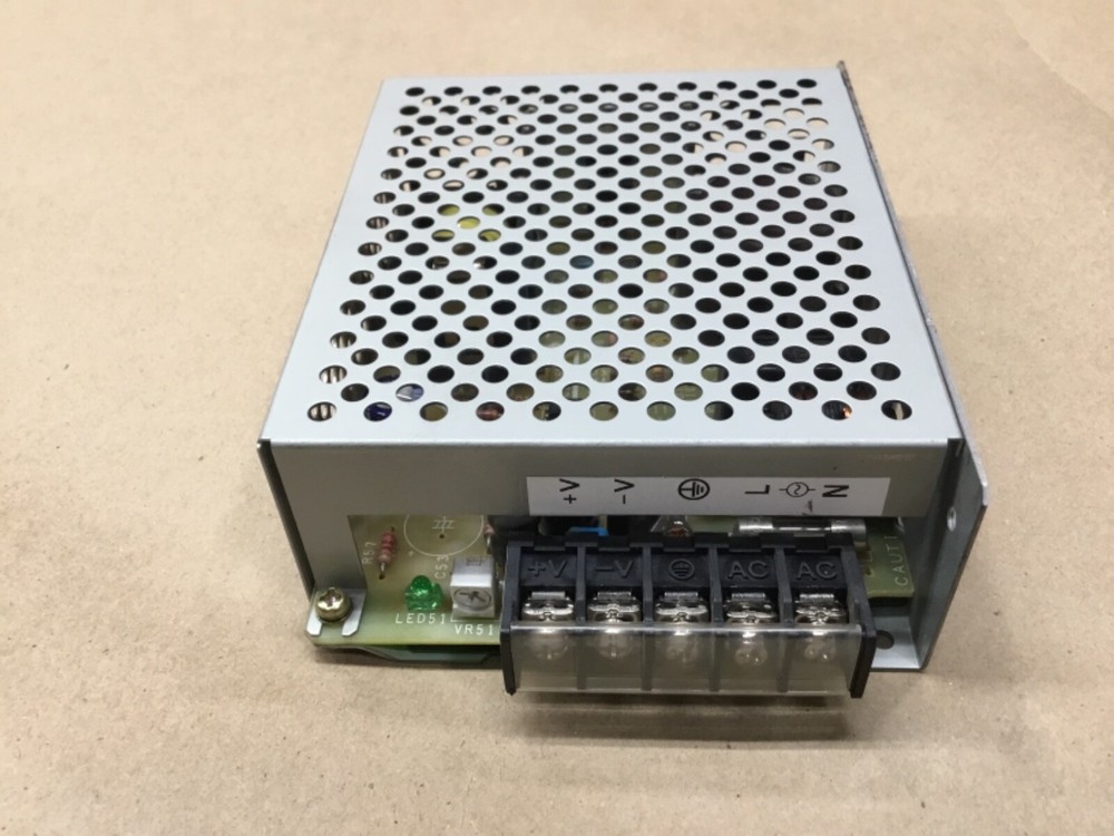 OMRON POWER SUPPLY S82J-02524D #60B17*AD