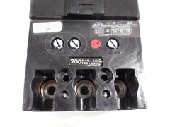 GE TFJ236200WL 200 A 600V 3 POLE CIRCUIT BREAKER J-122 F-225