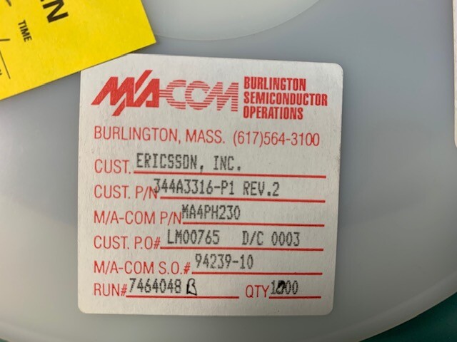 LOT OF (50) RARE NEW MACOM: MA4PH230 / ERICSSON: 344A3316-P1 Silicon, PIN DIODE