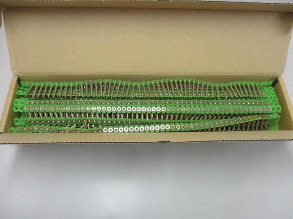 Hitachi Super Drive 8 x 1-1/2″ Stabber Automatic Feeding System Collated Screws
