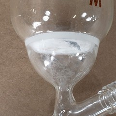 Chipped Chemglass AF-0548-02 200mL Addition Funnel 24/40 Joint Size Med Frit