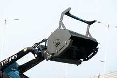 Heavy Duty Tree & Brush Mulcher for Mini Skid Steer TYPHON STOMP X1300/STOMP 509