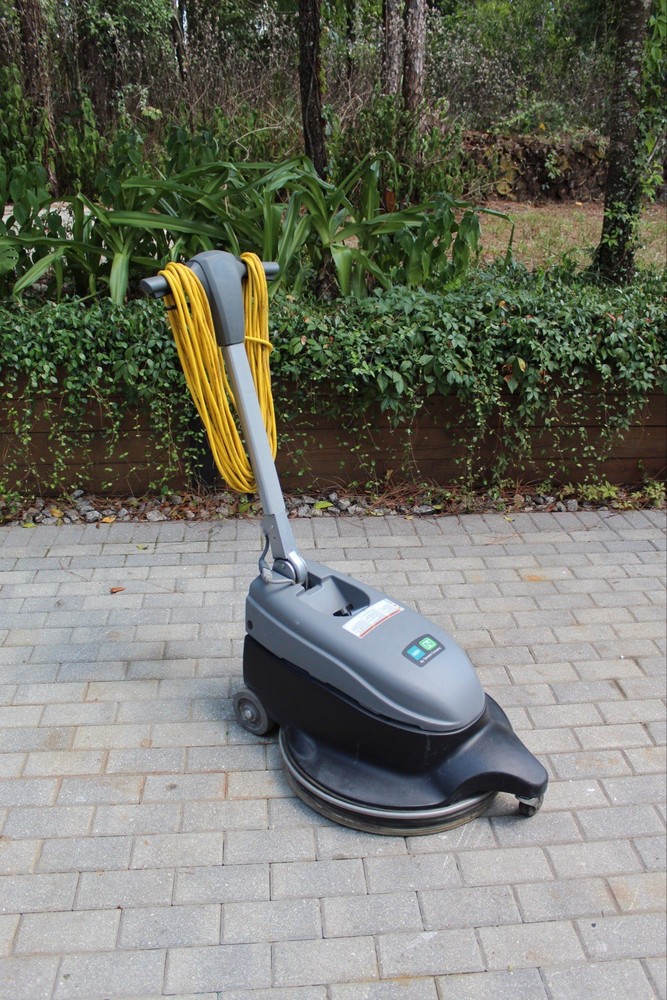 2022 Tennant BR-2000-DC Walk-Behind Electric Floor Buffer 20” (FREE SHIPPING)