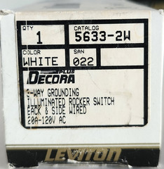 Lot Of 4 Leviton Decora 5633-2W Illuminated Rocker Switch 20A-120V