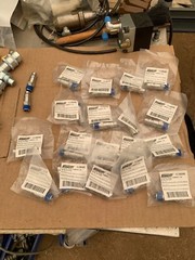 Speedaire Coupler Plug 1/4MNPT, 1 4 Body, Hi Flow 30E582 – Lot of 20 NIB
