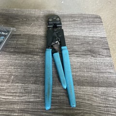 SharkBite Plumbing PEX Clamp Tool 3/8″ to 1″ 865895, USA